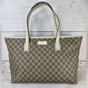 Gucci GG Supreme Coated Canvas Tote Handbag